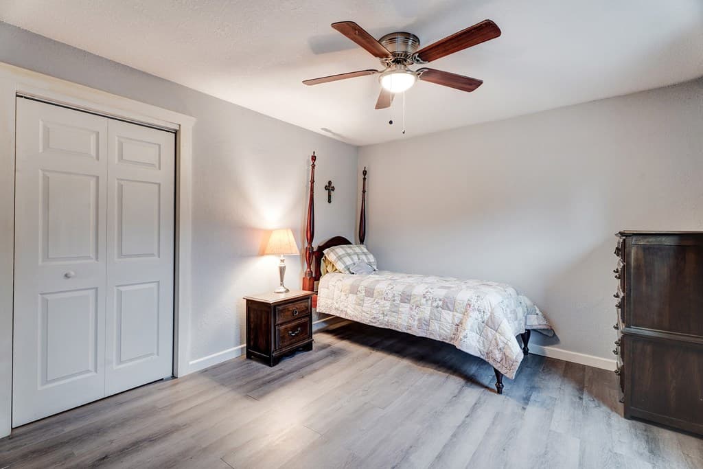 28 Weaver Street, Mccaysville GA 30555 - Photo