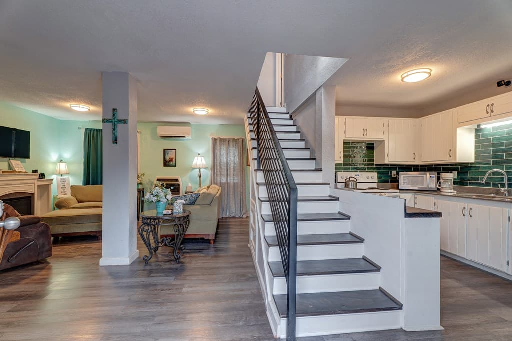 28 Weaver Street, Mccaysville GA 30555 - Photo