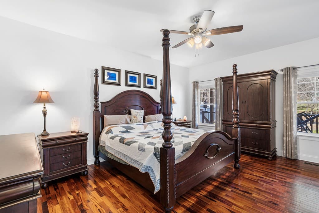 328 Pauls Meadow Drive, Hayesville NC 28904 - Photo
