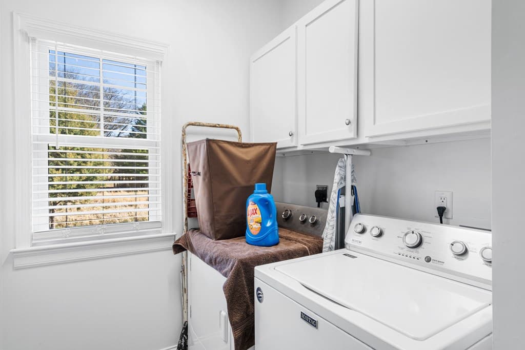 328 Pauls Meadow Drive, Hayesville NC 28904 - Photo