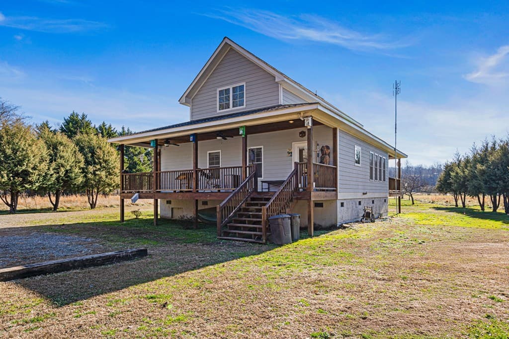 328 Pauls Meadow Drive, Hayesville NC 28904 - Photo