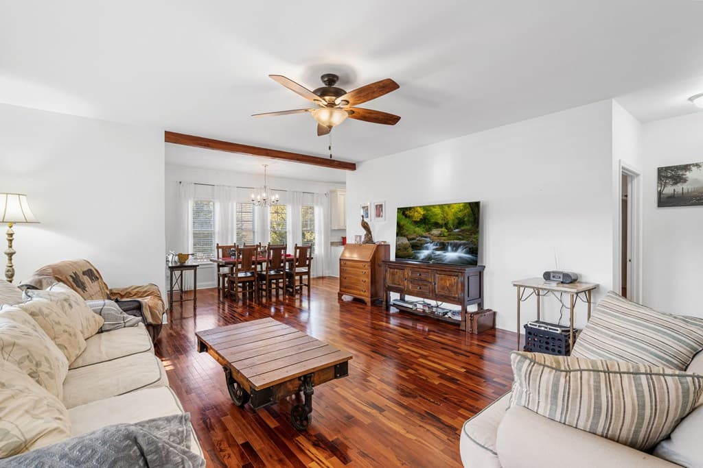 328 Pauls Meadow Drive, Hayesville NC 28904 - Photo
