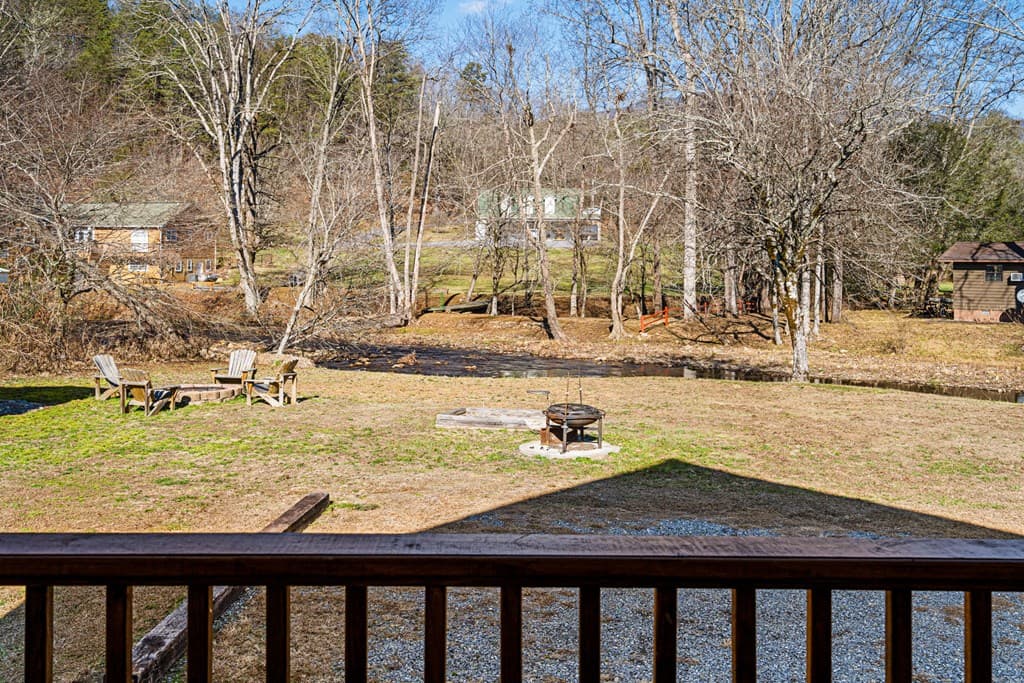 328 Pauls Meadow Drive, Hayesville NC 28904 - Photo