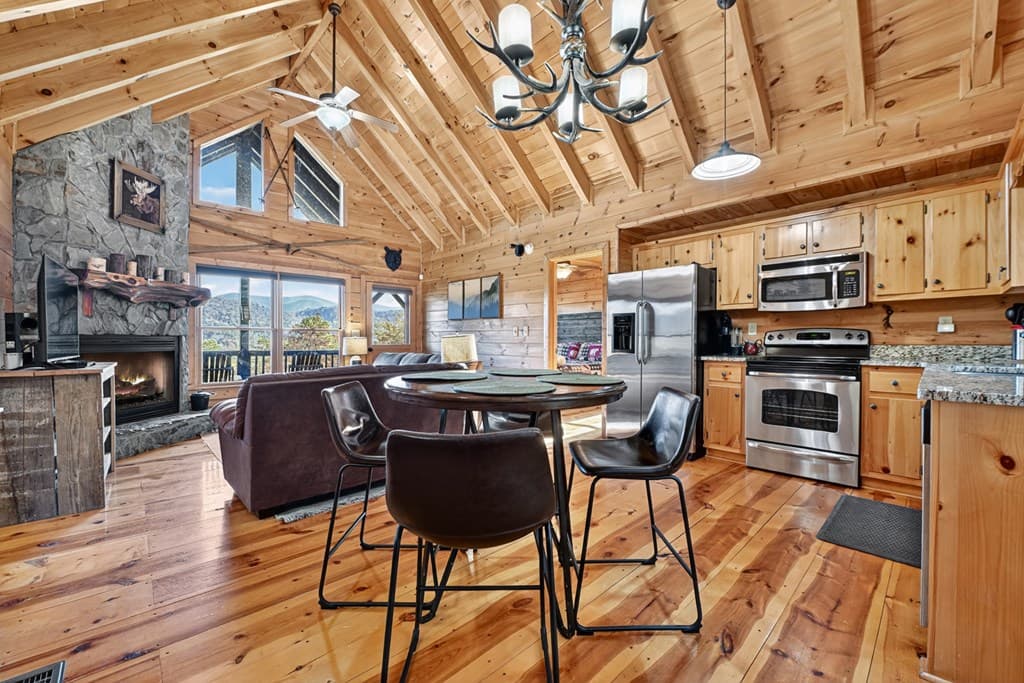 146 Rosiey Lane, Blue Ridge GA 30513 - Photo