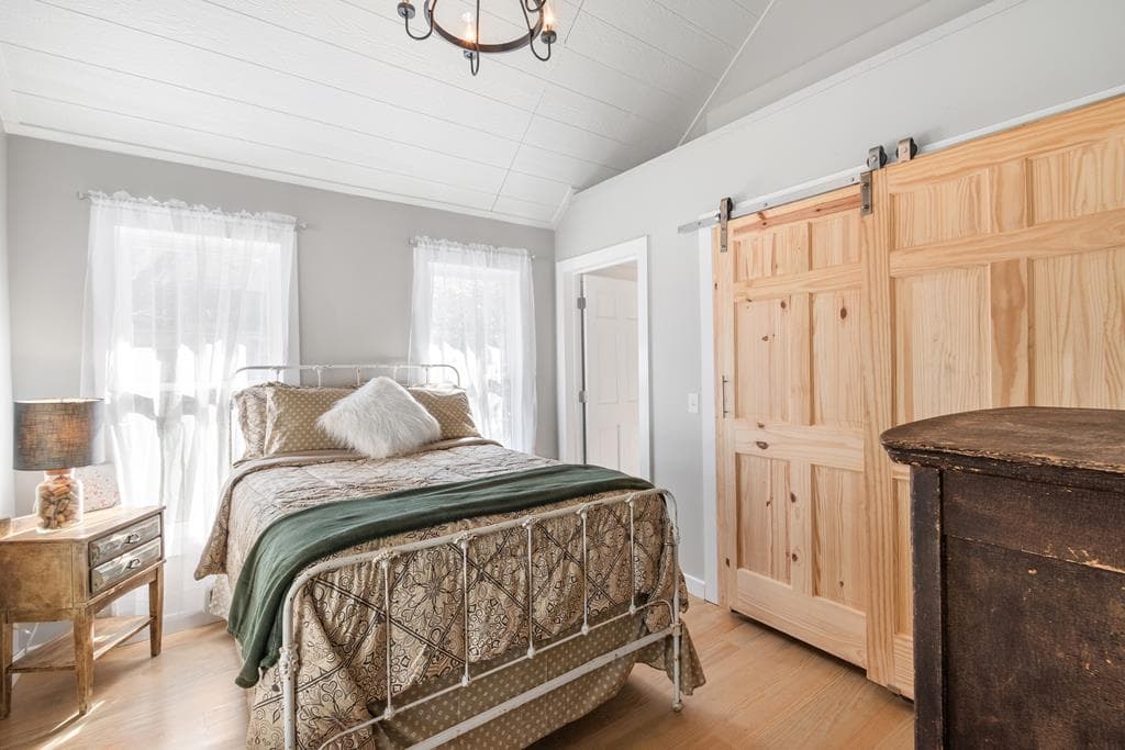 8679 Lakewood Hwy, Mineral Bluff GA 30559 - Photo