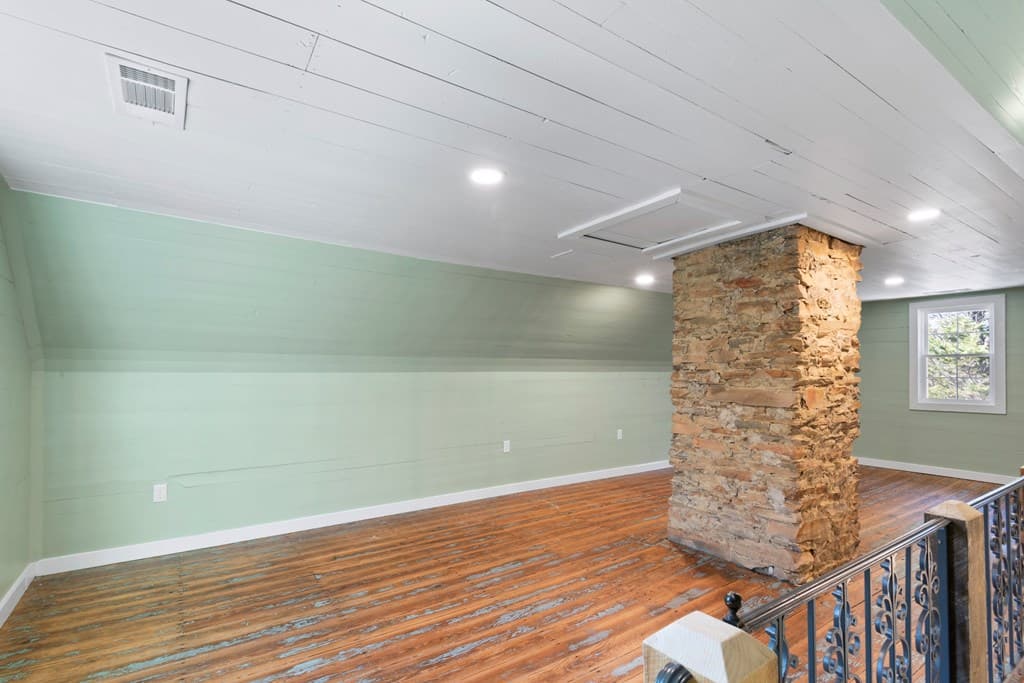 8679 Lakewood Hwy, Mineral Bluff GA 30559 - Photo