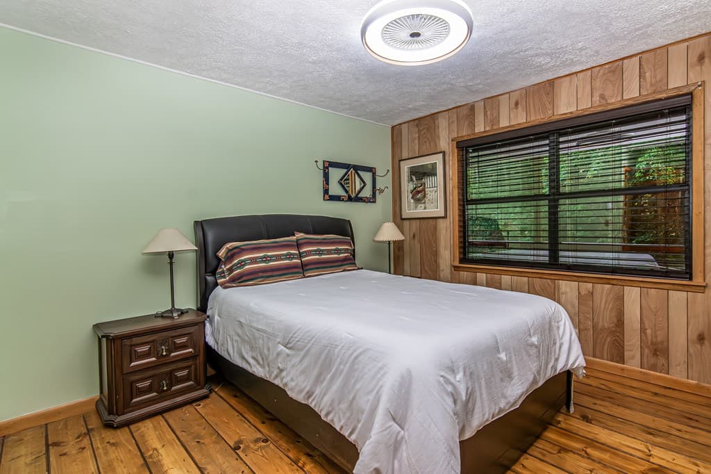 416 Millstone Mountain Lane, Blue Ridge GA 30513 - Photo
