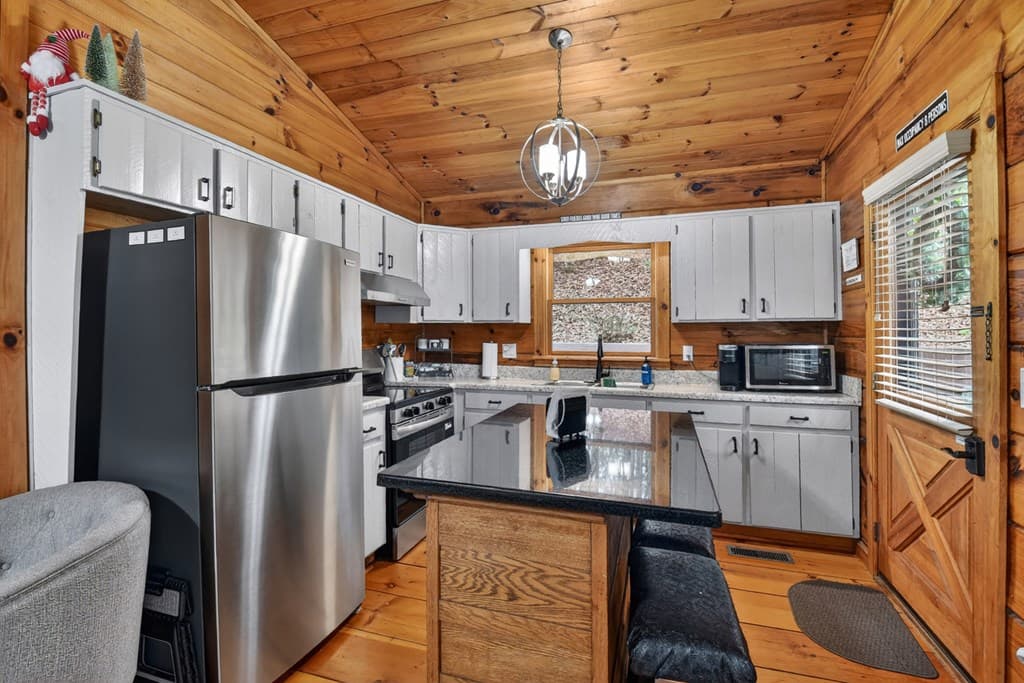 488 Joann Sisson Road, Blue Ridge GA 30513 - Photo