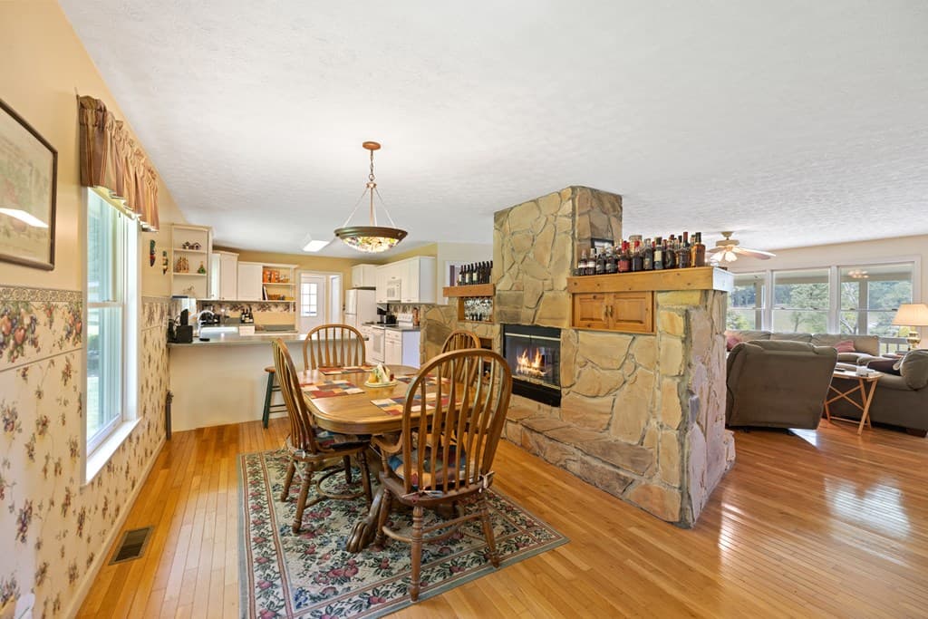 1451 Eagle Mountain Road, Hiawassee GA 30546 - Photo