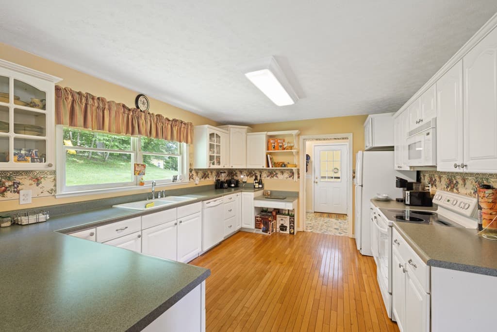 1451 Eagle Mountain Road, Hiawassee GA 30546 - Photo