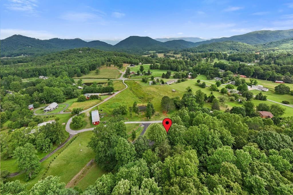 1451 Eagle Mountain Road, Hiawassee GA 30546 - Photo