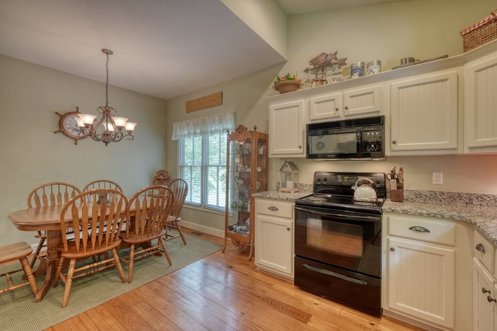 105 Evergreen Road, Hiawassee GA 30546 - Photo