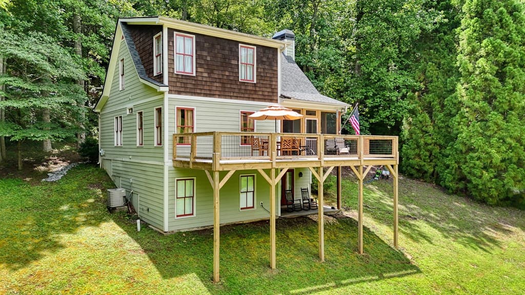 105 Evergreen Road, Hiawassee GA 30546 - Photo