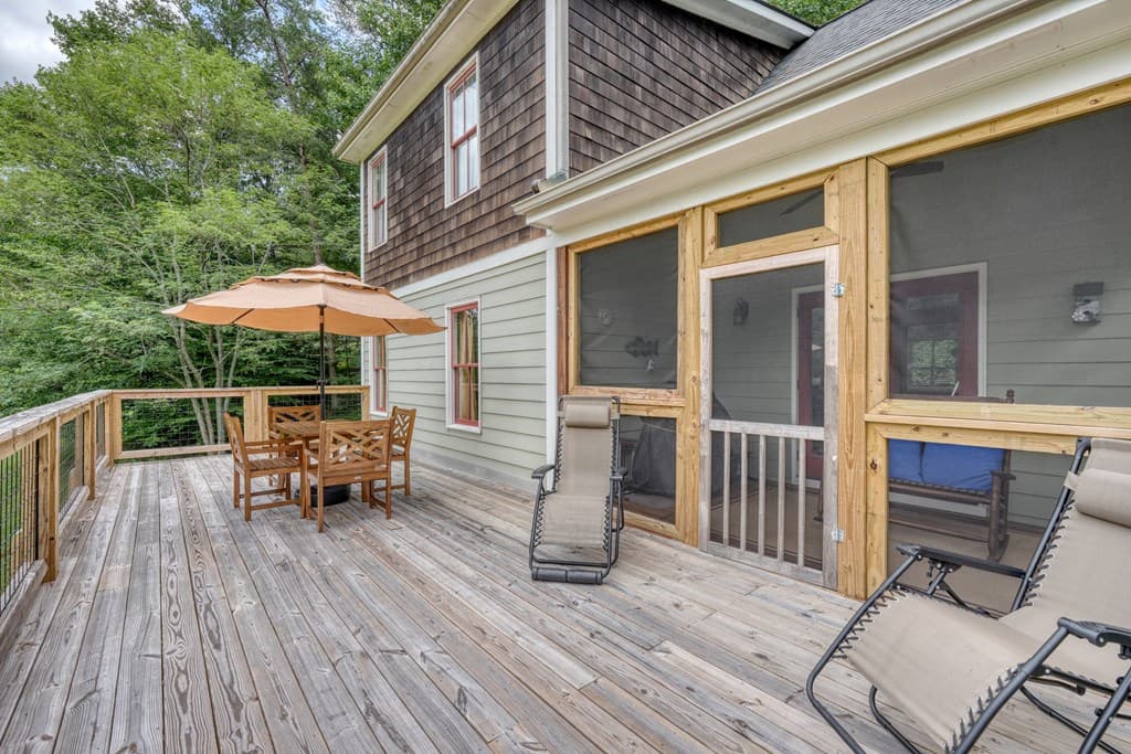 105 Evergreen Road, Hiawassee GA 30546 - Photo