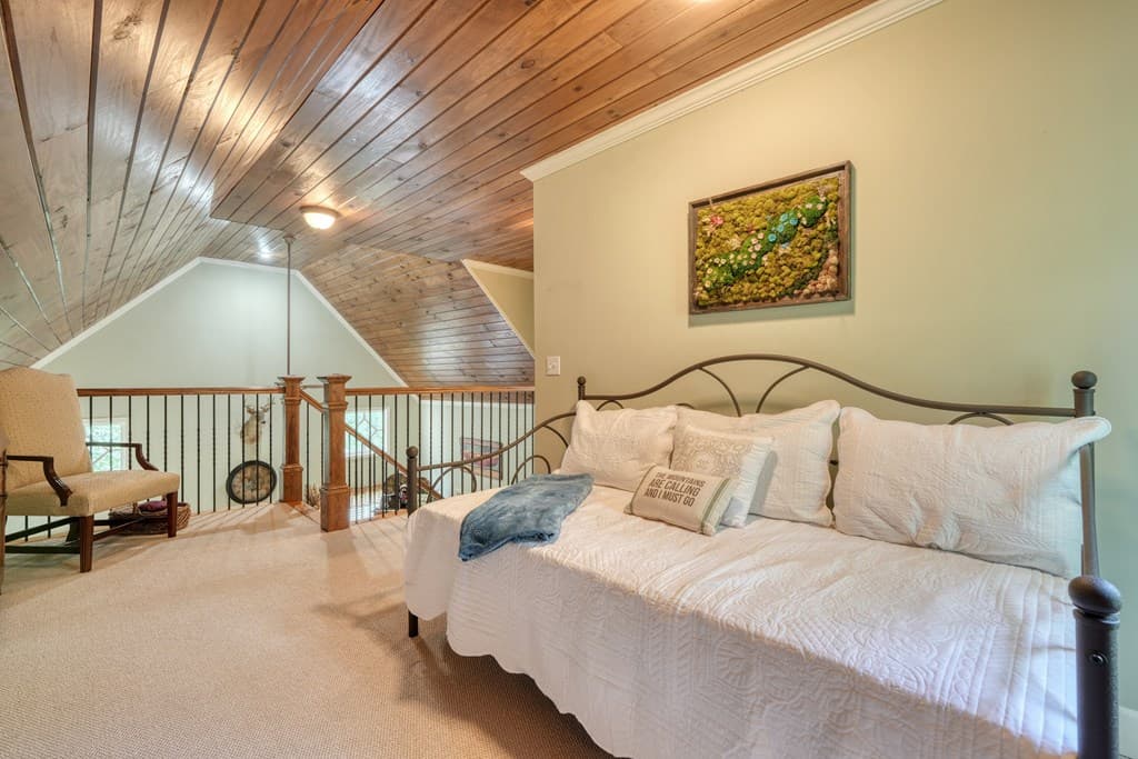 105 Evergreen Road, Hiawassee GA 30546 - Photo