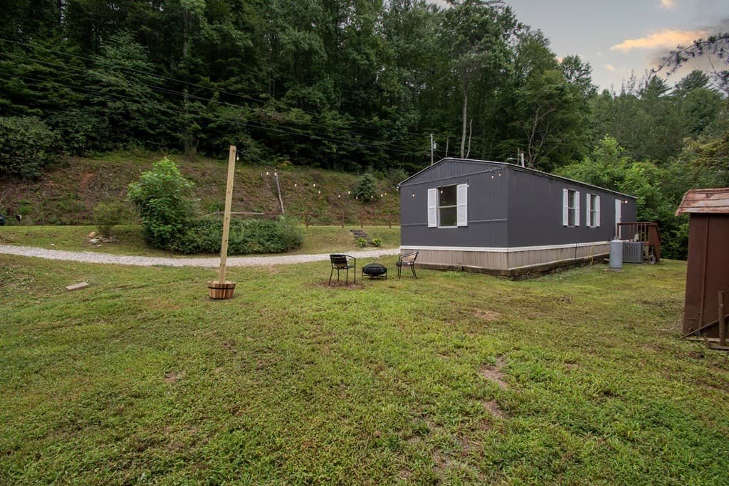 580 Atoah Circle, Robbinsville NC 28771 - Photo