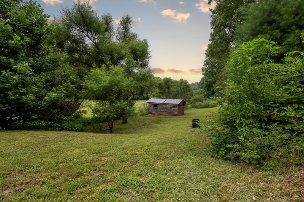 580 Atoah Circle, Robbinsville NC 28771 - Photo