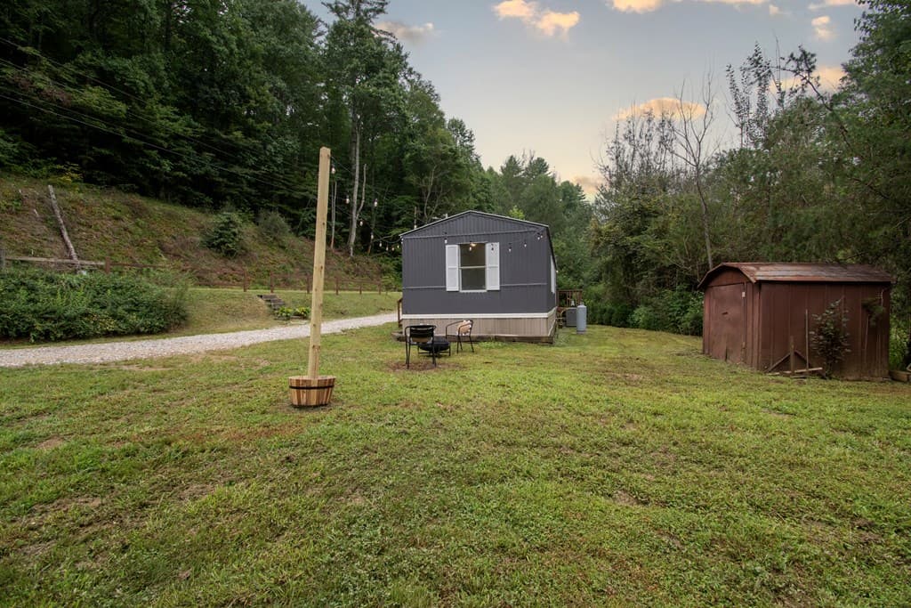 580 Atoah Circle, Robbinsville NC 28771 - Photo