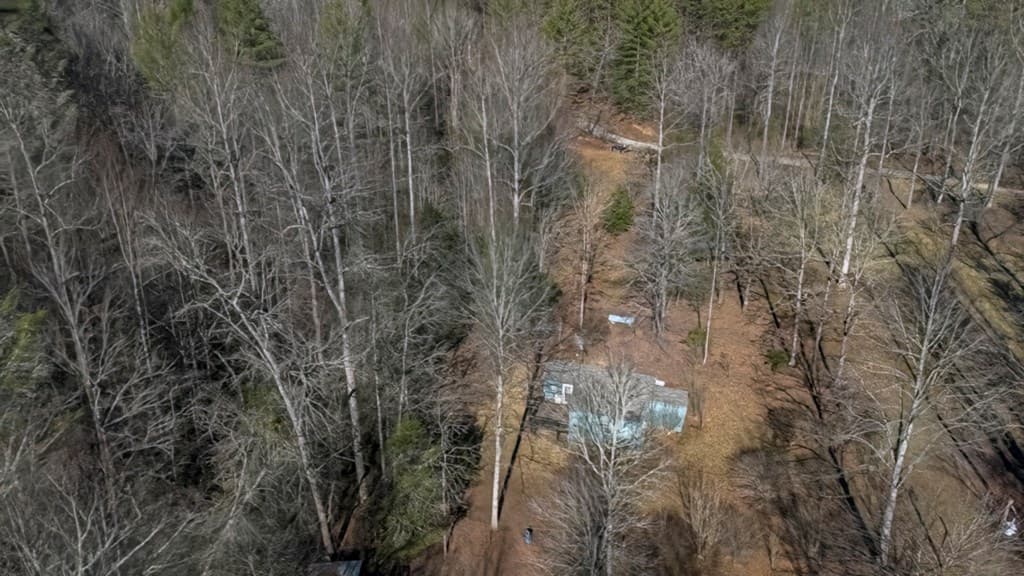 200 Mt. Liberty, Mccaysville GA 30555 - Photo