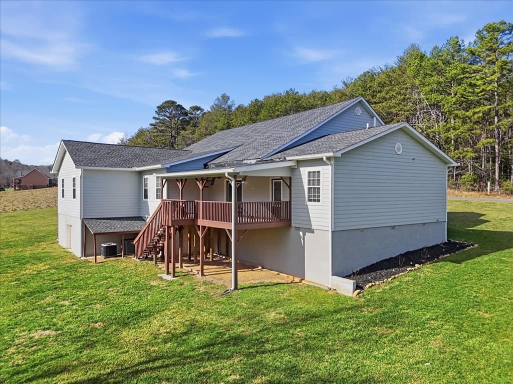 135 Floyds Way, Blairsville GA 30512 - Photo