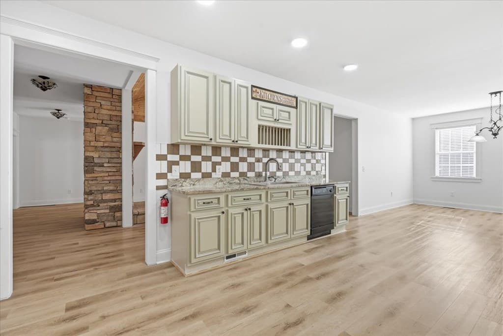 135 Floyds Way, Blairsville GA 30512 - Photo