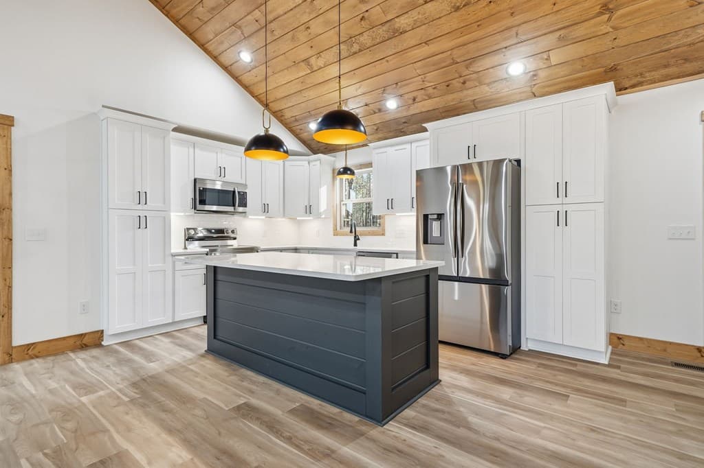 1883 Newport Drive, Ellijay GA 30540 - Photo