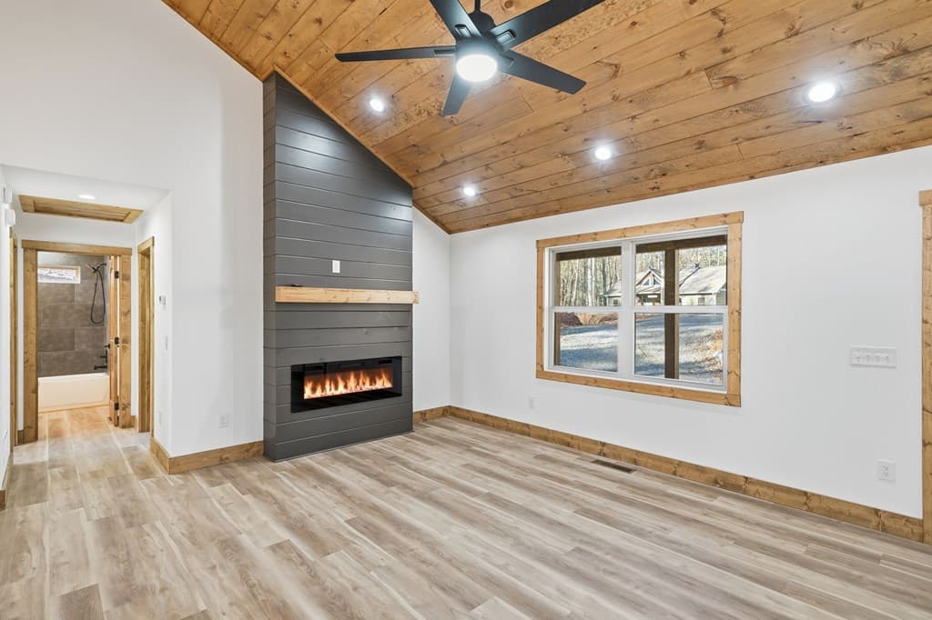 1883 Newport Drive, Ellijay GA 30540 - Photo
