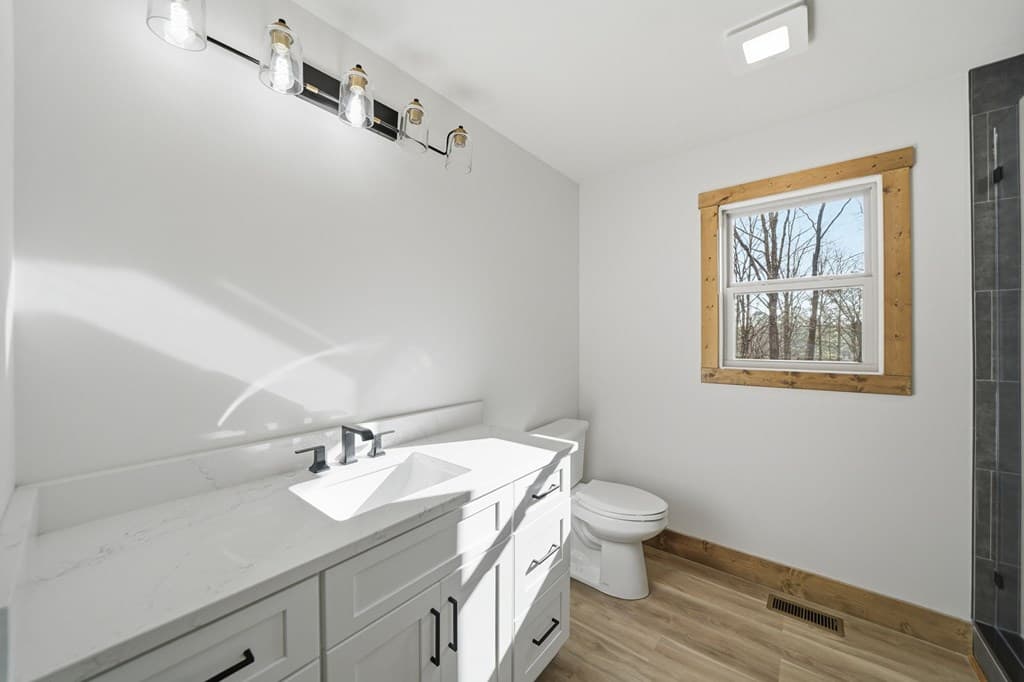 1883 Newport Drive, Ellijay GA 30540 - Photo