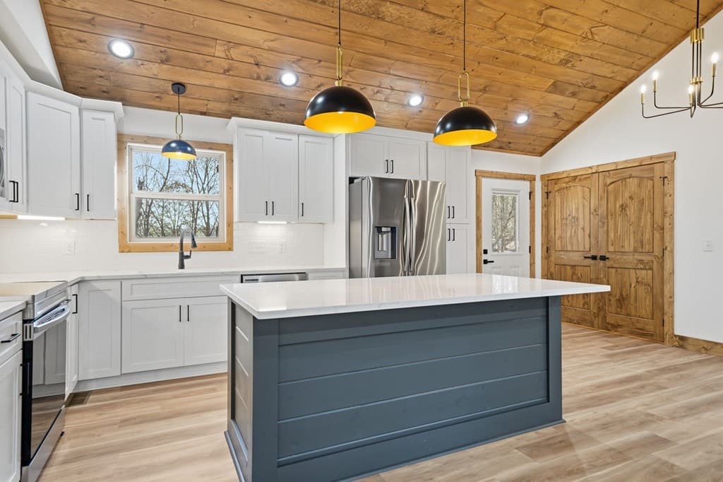 1883 Newport Drive, Ellijay GA 30540 - Photo