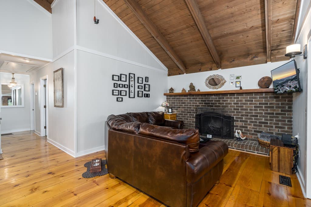 131 Hickory Trace, Ellijay GA 30536 - Photo
