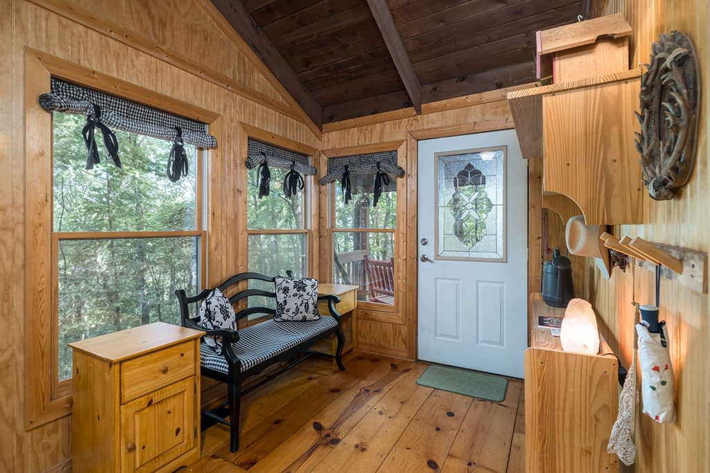 131 Hickory Trace, Ellijay GA 30536 - Photo