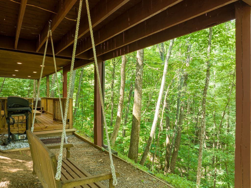 131 Hickory Trace, Ellijay GA 30536 - Photo