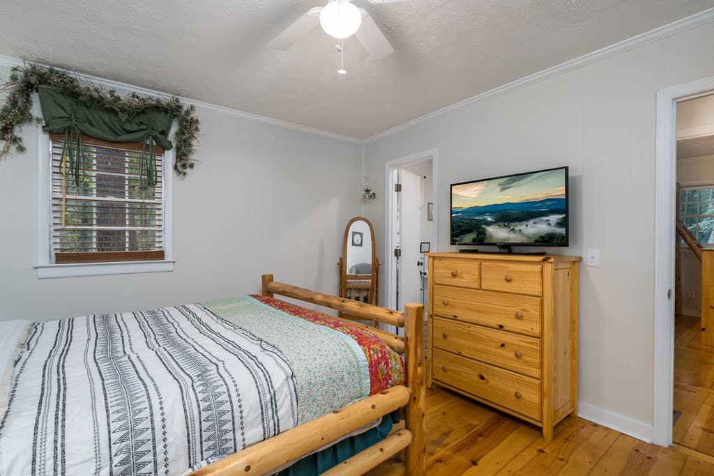 131 Hickory Trace, Ellijay GA 30536 - Photo
