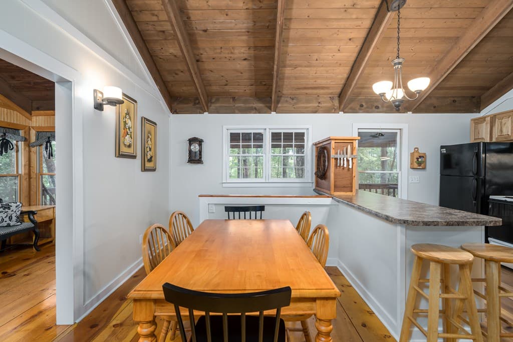 131 Hickory Trace, Ellijay GA 30536 - Photo