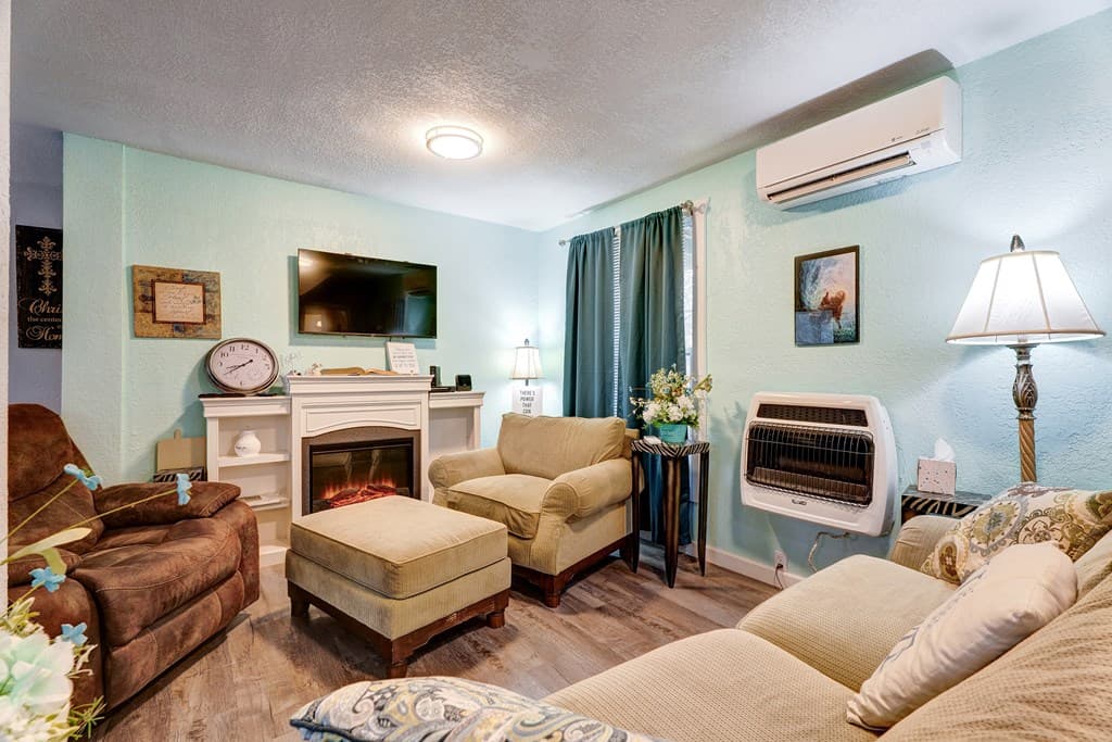 28 Weaver Street, Mccaysville GA 30555 - Photo