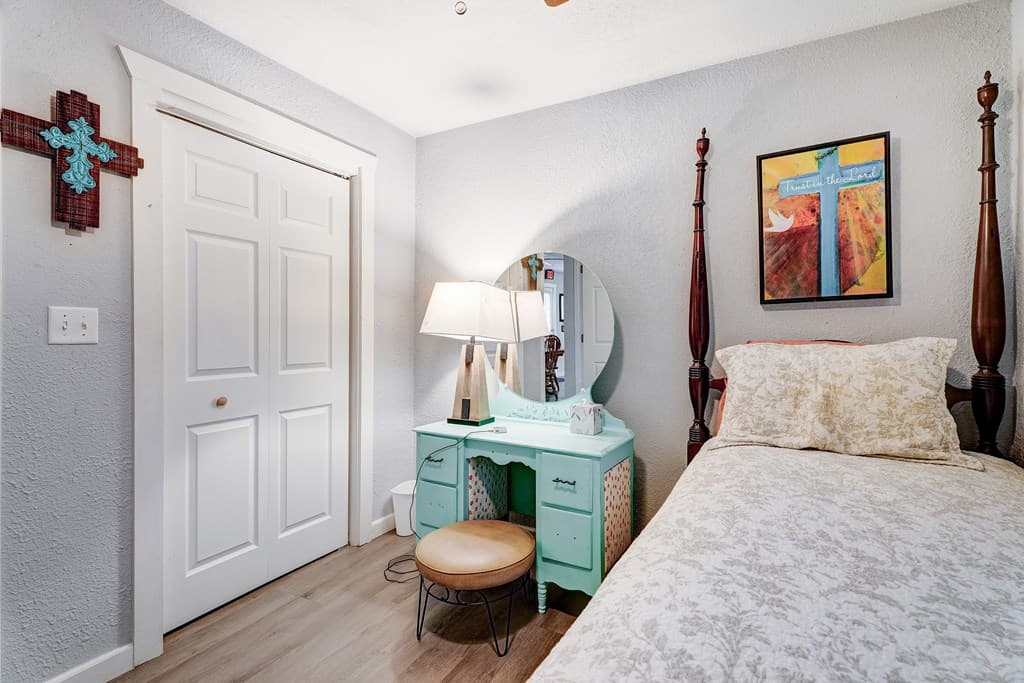 28 Weaver Street, Mccaysville GA 30555 - Photo