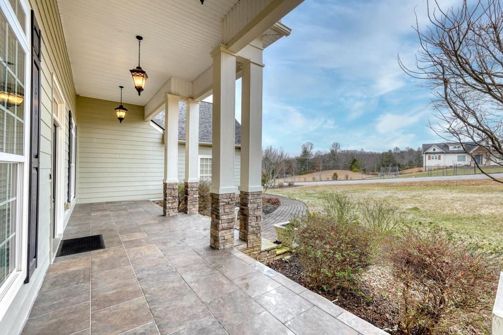 178 Barnwood Road, Blairsville GA 30512 - Photo