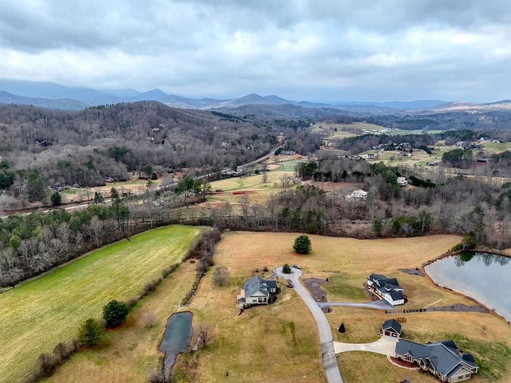 178 Barnwood Road, Blairsville GA 30512 - Photo