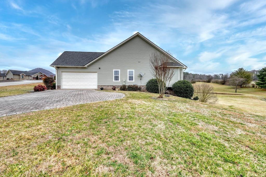 178 Barnwood Road, Blairsville GA 30512 - Photo