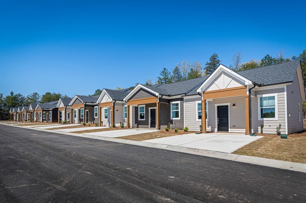 Unit 49 Grove Loop, Blue Ridge GA 30513 - Photo