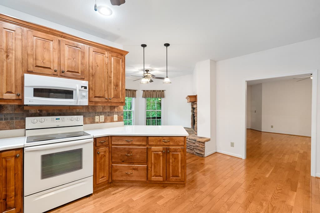 399 Hideaway Hills Road, Blairsville GA 30512 - Photo