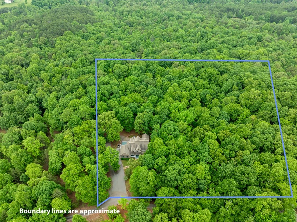 399 Hideaway Hills Road, Blairsville GA 30512 - Photo