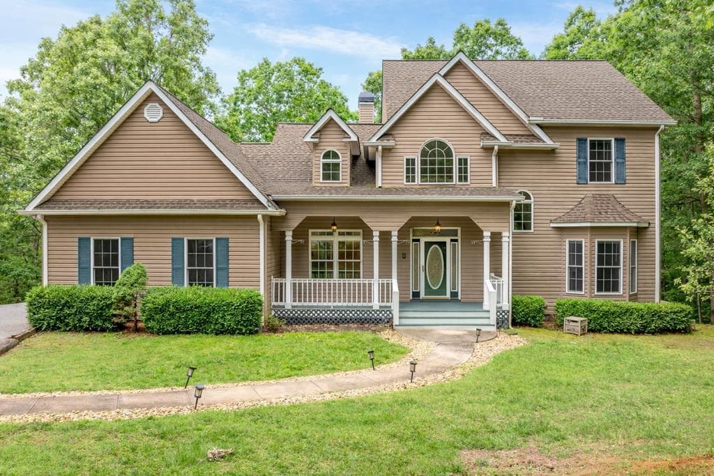 399 Hideaway Hills Road, Blairsville GA 30512 - Primary photo