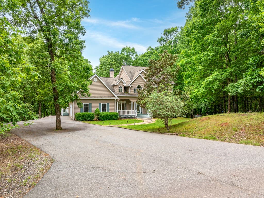 399 Hideaway Hills Road, Blairsville GA 30512 - Photo