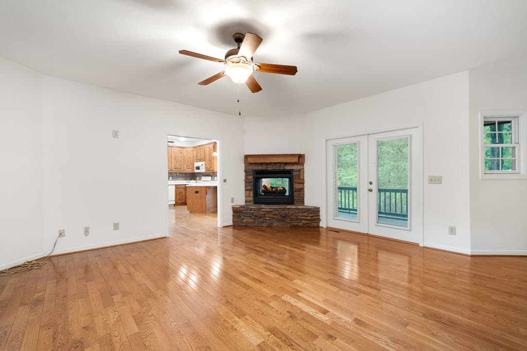 399 Hideaway Hills Road, Blairsville GA 30512 - Photo