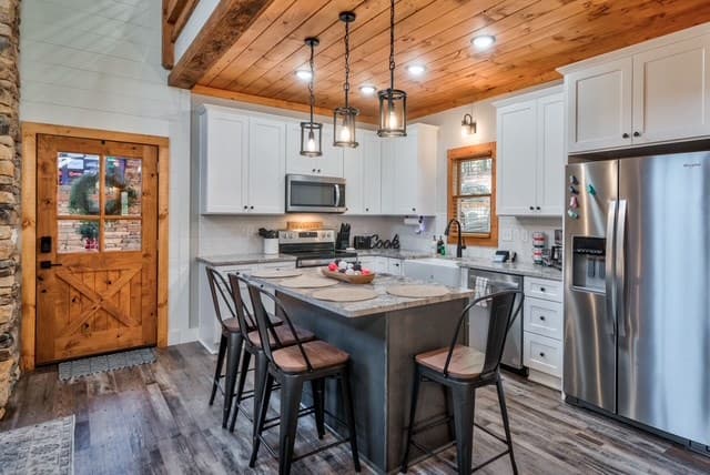 60 Cherokee Trl, Ellijay GA 30540 - Photo