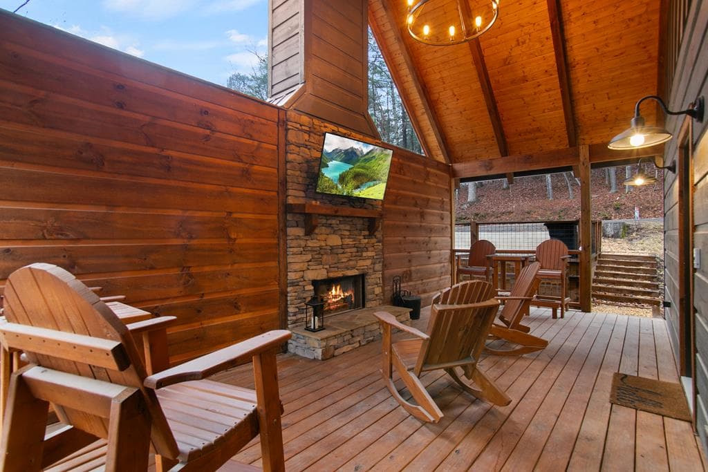 60 Cherokee Trl, Ellijay GA 30540 - Photo