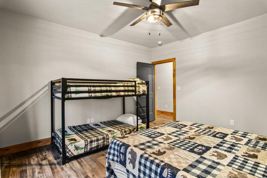 60 Cherokee Trl, Ellijay GA 30540 - Photo