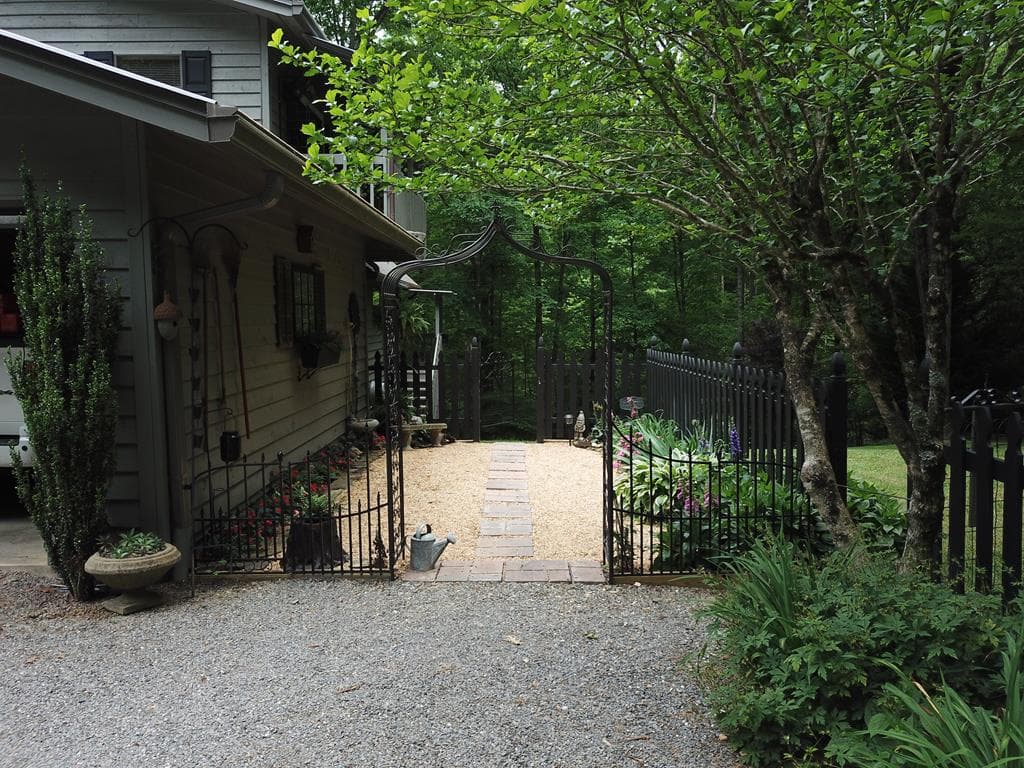 1054 Dickey Road, Murphy NC 28906 - Photo