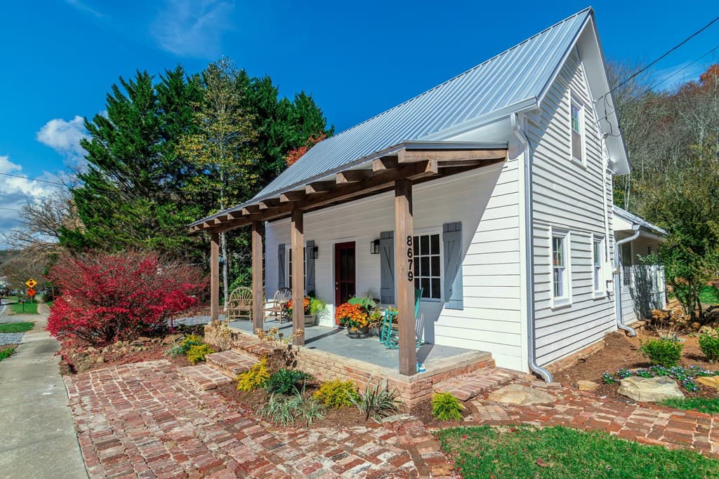 8679 Lakewood Hwy, Mineral Bluff GA 30559 - Photo